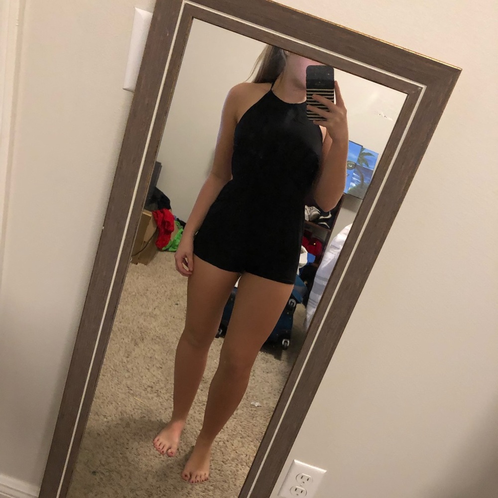 urban outfitters black romper